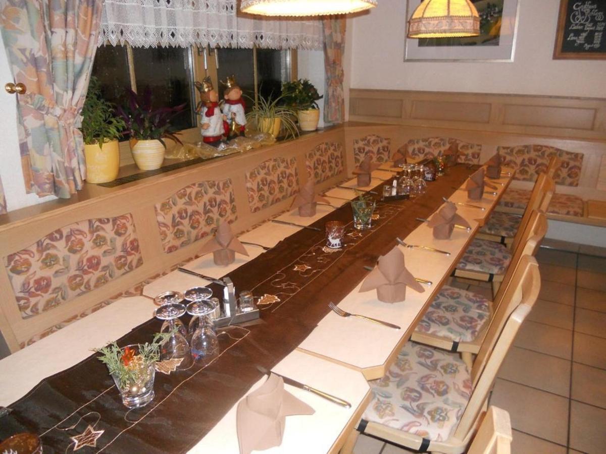 Landgasthof Zum Schloss 比格兰 外观 照片